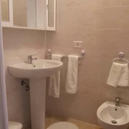 Holiday home Laforneriamornico *